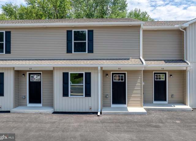 Property at 52 Petersburg Ln, Duncannon, PA 17020, 3 beds, 2.5 baths
