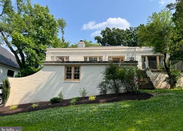 Property at 4740 34th St N, Arlington, VA 22207, 4 beds, 3 baths