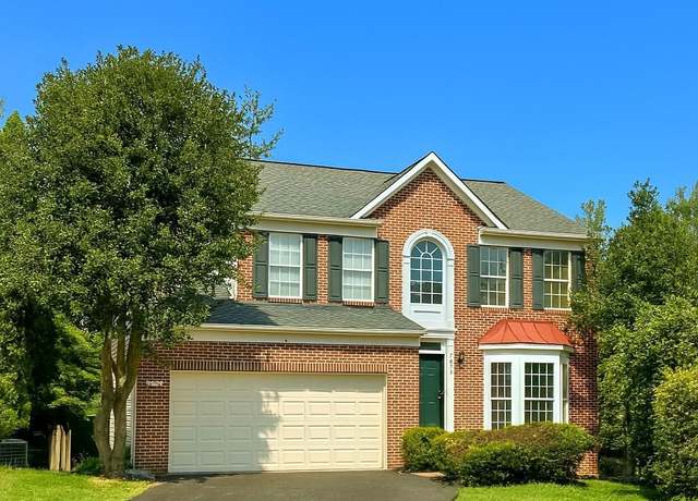 Property at 7873 Cranford Farm Cir, Lorton, VA 22079, 4 beds, 3 baths