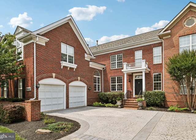 Property at 18442 Lanier Island Sq, Leesburg, VA 20176, 3 beds, 4.5 baths