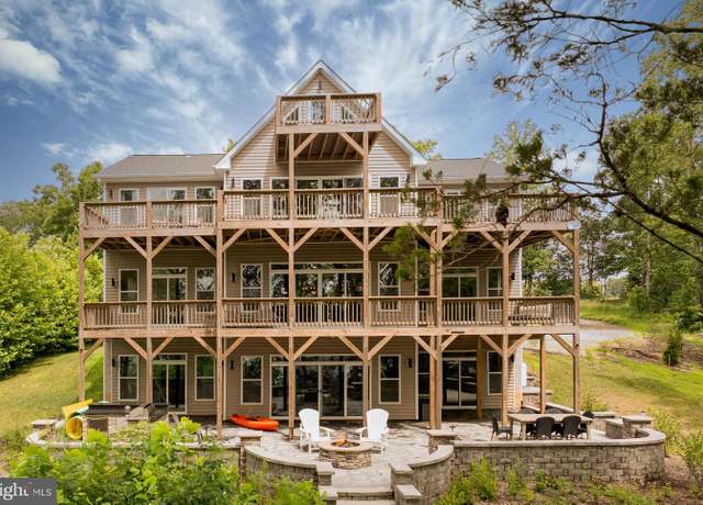 Property at 5727 Private Rd, Mineral, VA 23117, 5 beds, 5.5 baths