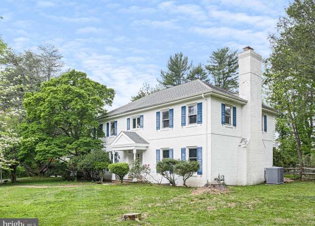 Property at 407 Owls Nest Rd, Wilmington, DE 19807, 5 beds, 3.5 baths