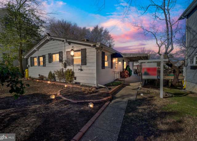 Property at 124 Club Rd, Pasadena, MD 21122, 2 beds, 2.5 baths