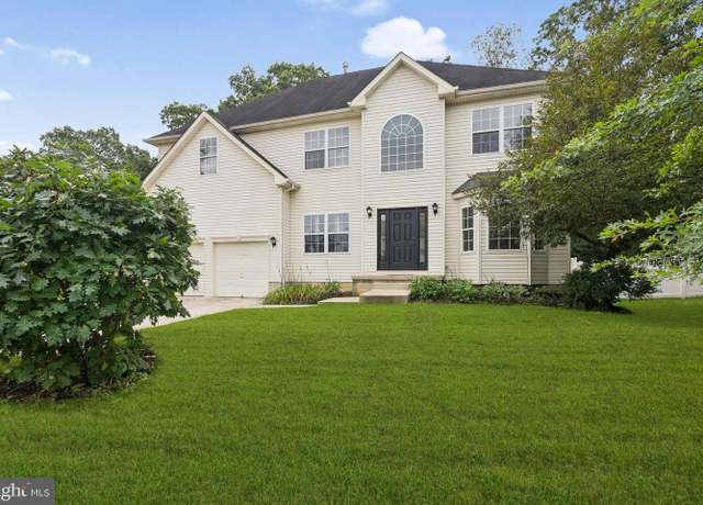 Property at 27 Downs St, Clayton, NJ 08312, 5 beds, 2.5 baths