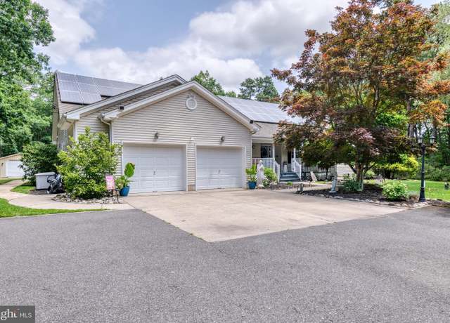 Property at 1288 W Bay Ave, Barnegat, NJ 08005, 4 beds, 2.5 baths