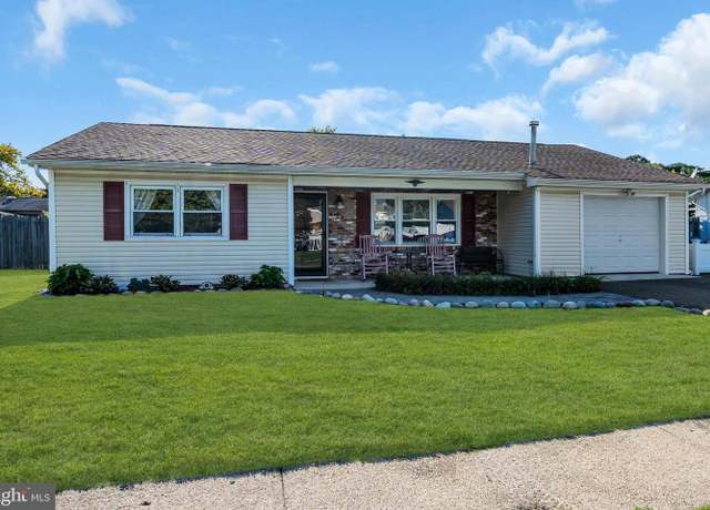 Property at 6 Roxbury Dr, Barnegat, NJ 08005, 3 beds, 1 bath