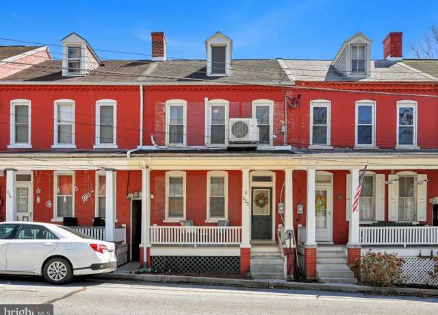 Property at 222 Rexmont Rd, Lebanon, PA 17042, 2 beds, 1.5 baths