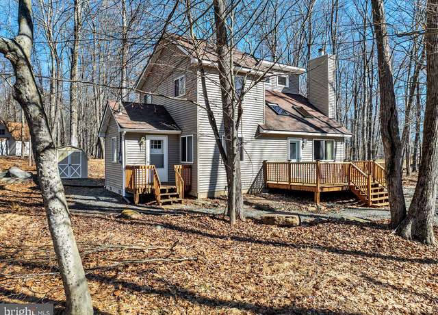 Property at 1565 Lake Ln, Pocono Lake, PA 18347, 3 beds, 2 baths