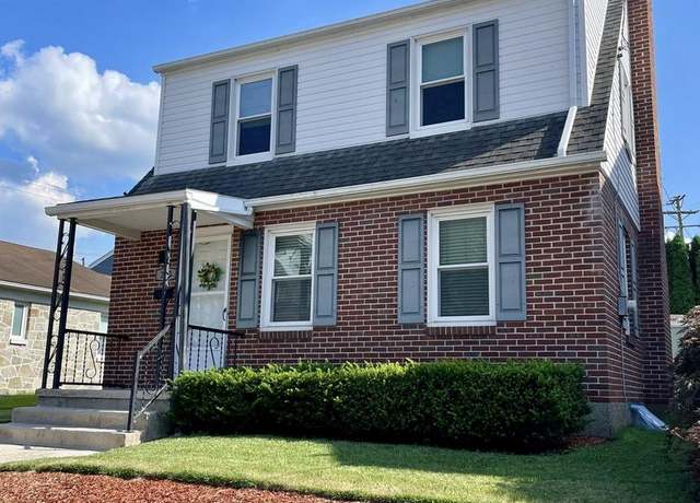 Property at 273 Locust St, Hanover, PA 17331, 3 beds, 1 bath