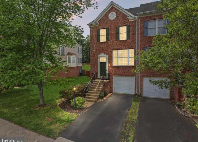 Property at 9757 Cheshire Ridge Cir, Manassas, VA 20110, 3 beds, 3 baths