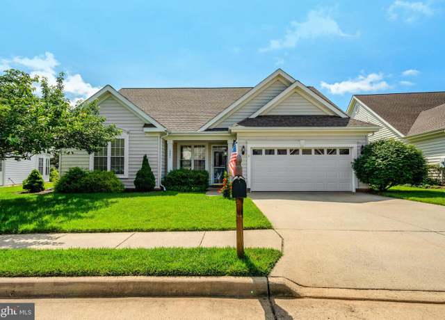 Property at 13854 Cinch Ln, Gainesville, VA 20155, 5 beds, 3 baths