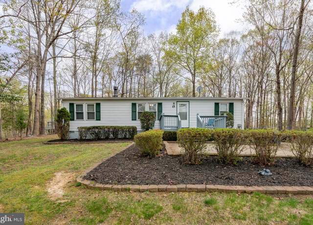 Property at 15 Mickelson Ln, Stafford, VA 22554, 3 beds, 2 baths