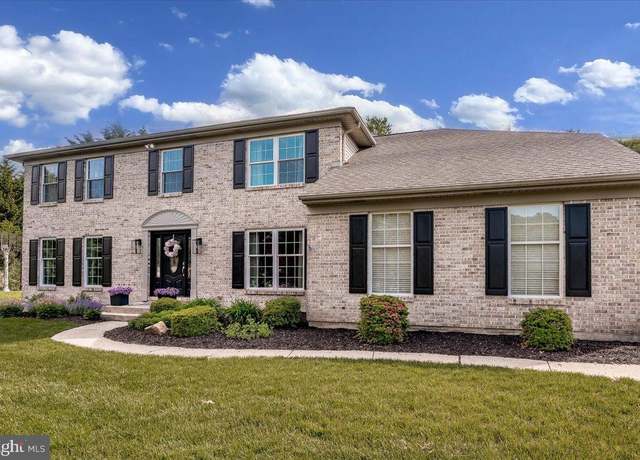 Property at 211 Eileens Way, Hockessin, DE 19707, 4 beds, 2.5 baths