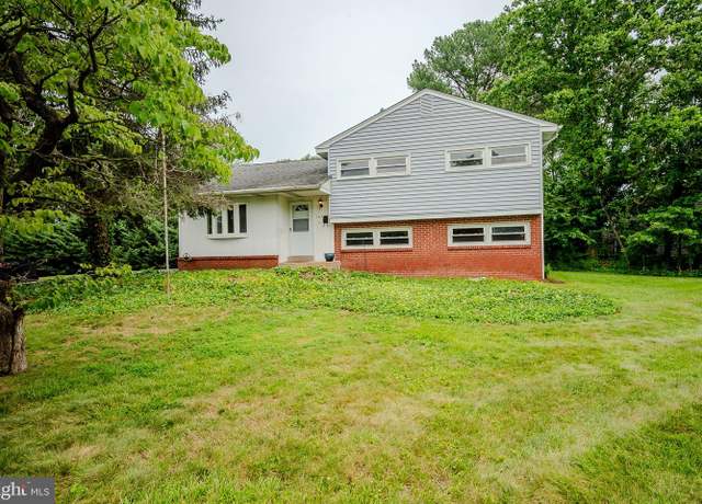 Property at 167 W Shelley Dr, Claymont, DE 19703, 4 beds, 1.5 baths