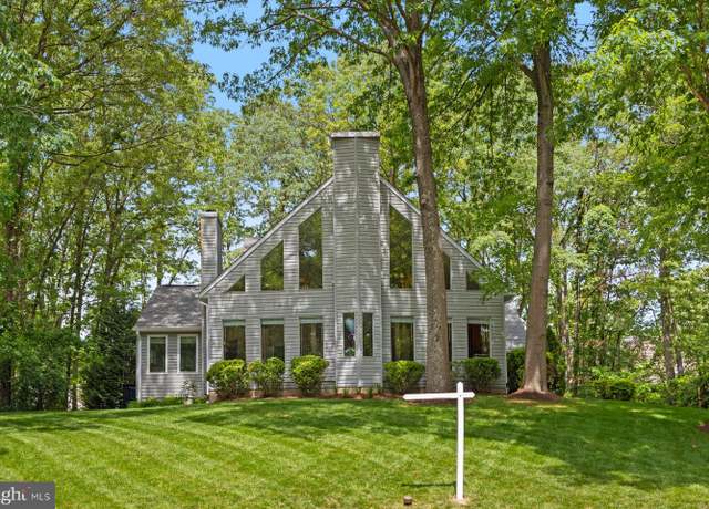 Property at 426 Fernwood Dr, Severna Park, MD 21146, 4 beds, 3 baths