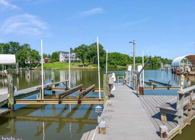 Property at 1207 Bay View Ct, Edgewater, MD 21037, 4 beds, 4.5 baths