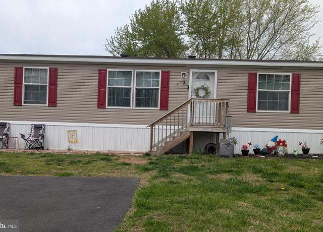 Property at 3 Buddy Blvd, Chesapeake City, MD 21915, 3 beds, 2 baths