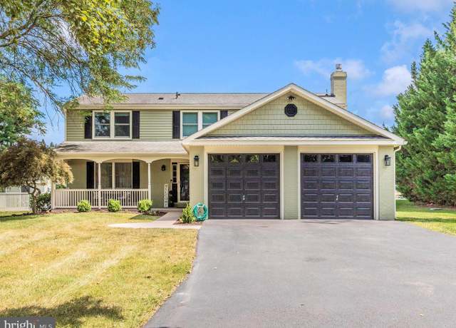 Property at 5820 Woodwinds Cir, Frederick, MD 21703, 4 beds, 2.5 baths