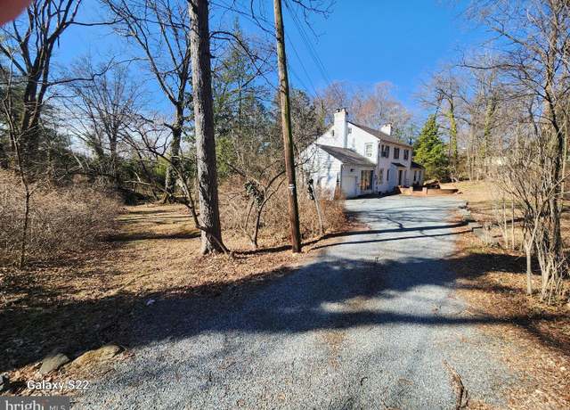 Property at 6700 Pyle Rd, Bethesda, MD 20817, 3 beds, 2.5 baths