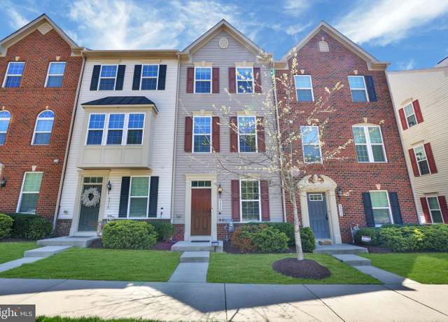 Property at 5520 Glover Park Dr, Upper Marlboro, MD 20772, 2 beds, 2.5 baths