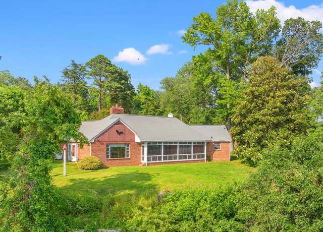 Property at 9901 Indian Queen Point Rd, Fort Washington, MD 20744, 3 beds, 2 baths
