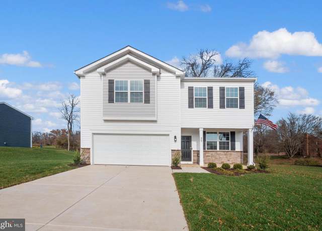 Property at 20993 Rowan Knight Dr, Lexington Park, MD 20653, 4 beds, 2.5 baths