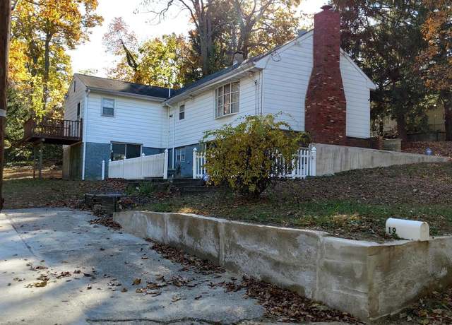 Property at 19 Davis Ave, Clementon, NJ 08021, 3 beds, 1.5 baths