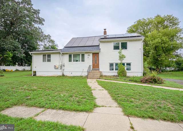 Property at 341 Larch Ave, West Berlin, NJ 08091, 3 beds, 2.5 baths