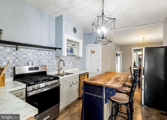 Property at 22 Harrison St, Woodbury, NJ 08096, 2 beds, 2 baths