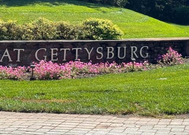 Property at 8 N Chamberlain Ct, Gettysburg, PA 17325
