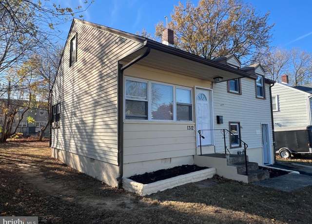 Property at 1312 Sunset St, Boothwyn, PA 19061, 4 beds, 1.5 baths