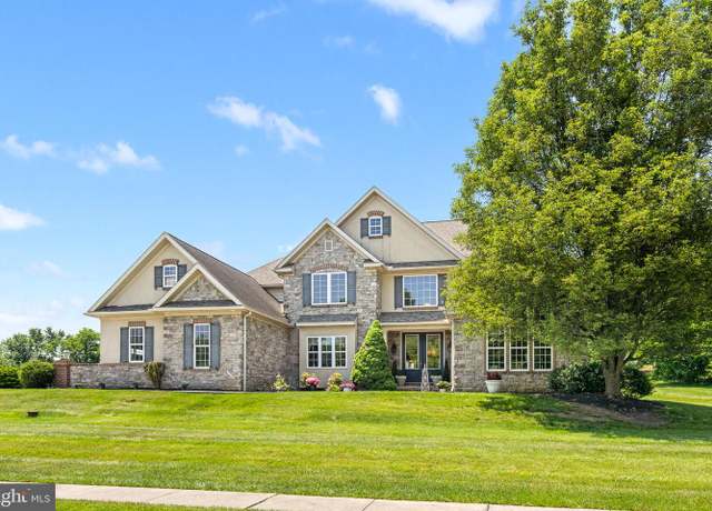Property at 101 Heritage Rd, Lancaster, PA 17602, 4 beds, 2.5 baths