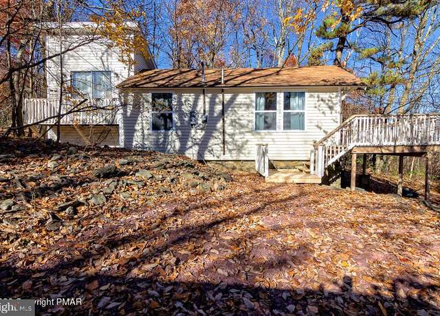 Property at 143 T Bar Trl, Scotrun, PA 18355, 3 beds, 1 bath