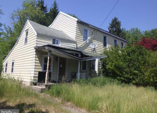Property at 7 Haze Rd, Pottsville, PA 17901, 3 beds, 1 bath