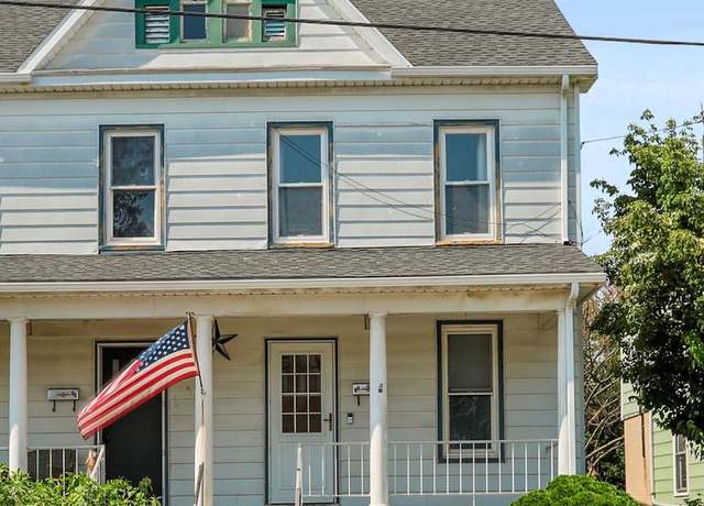 Property at 32 Ridge Ave, Hanover, PA 17331, 4 beds, 2 baths