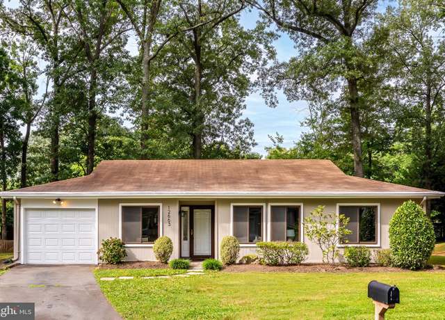 Property at 12663 Willow Spring Ct, Herndon, VA 20170, 3 beds, 2 baths