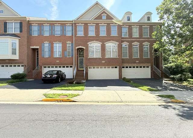 Property at 13437 Wood Lilly Ln, Centreville, VA 20120, 3 beds, 3.5 baths