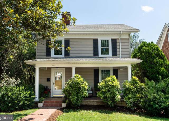 Property at 410 Glen Ave, Staunton, VA 24401, 3 beds, 1.5 baths