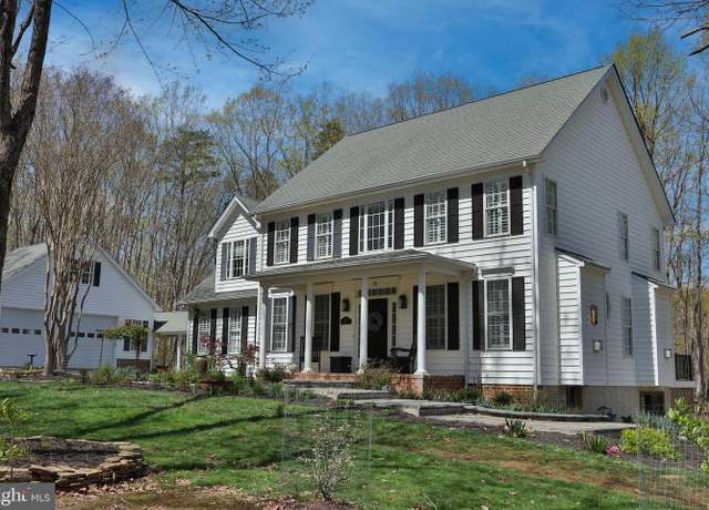 Property at 8305 Cannister Ct, Fredericksburg, VA 22407, 4 beds, 2.5 baths