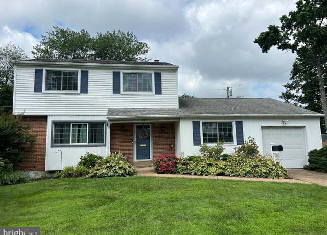 Property at 3904 Brookfield Ln, Wilmington, DE 19803, 4 beds, 1.5 baths