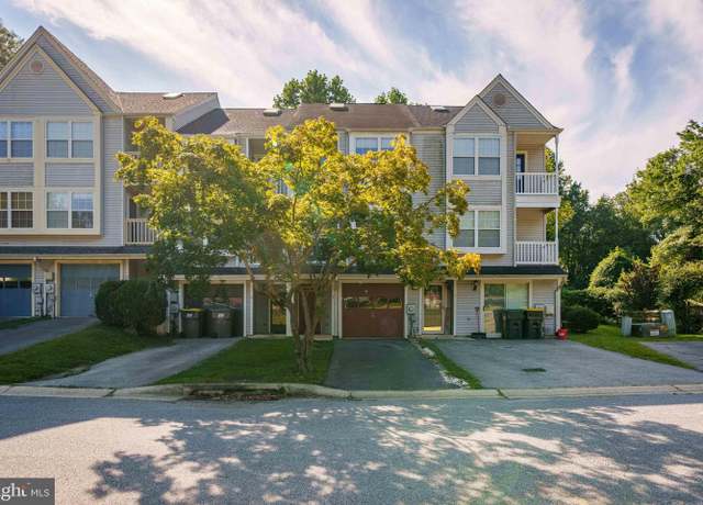Property at 7 Ridge Blvd, Wilmington, DE 19808, 2 beds, 2.5 baths