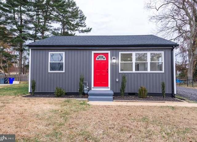Property at 122 Roselawn Rd, Annapolis, MD 21403, 2 beds, 1 bath