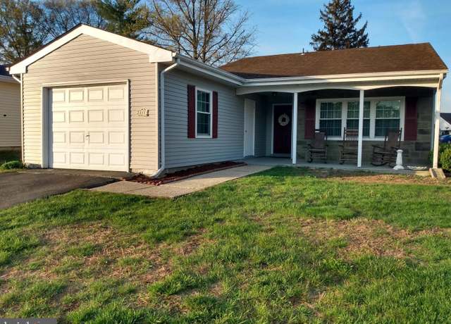 Property at 233 Huntington Dr, Southampton, NJ 08088, 2 beds, 1.5 baths