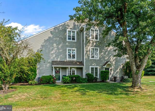 Property at 639 Yorkshire Ct, Sewell, NJ 08080, 2 beds, 1 bath