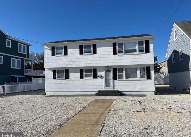 Property at 242 W 14th St, Ship Bottom, NJ 08008, 6 beds, 2 baths