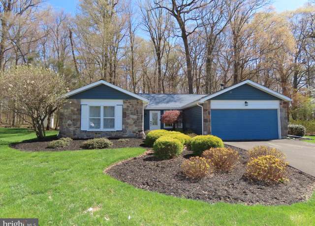 Property at 267 Bucks Meadow Ln, Newtown, PA 18940, 3 beds, 2 baths