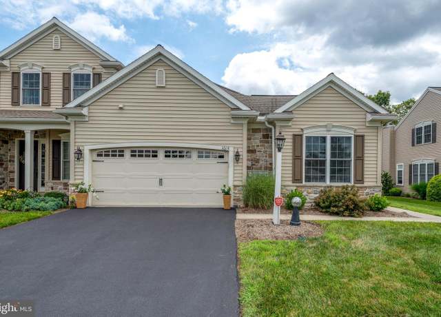 Property at 1015 Wintergreen Dr, Mechanicsburg, PA 17050, 2 beds, 2 baths