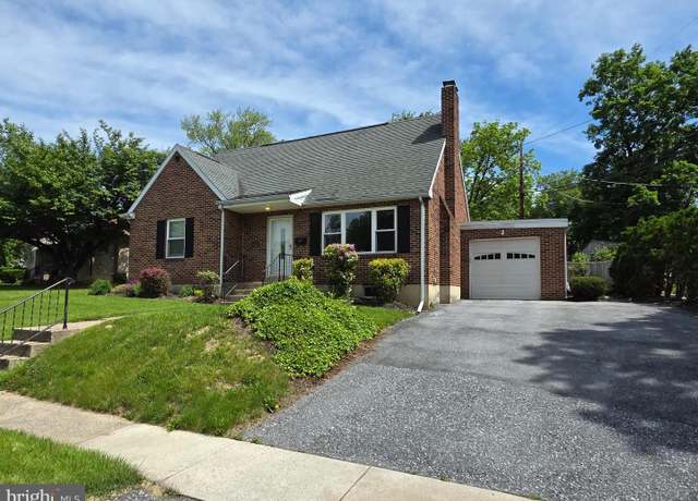 Property at 616 Sylvan Pl, Harrisburg, PA 17109, 3 beds, 2.5 baths