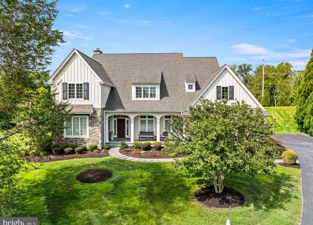 Property at 10 Hadley Ln, Glen Mills, PA 19342, 5 beds, 3.5 baths