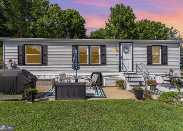 Property at 685 Lilac Dr, New Providence, PA 17560, 3 beds, 2 baths